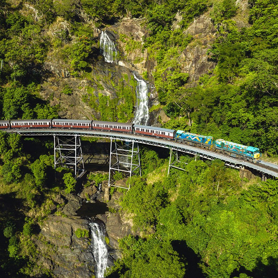 배런 폭포(Barron Falls) 조망